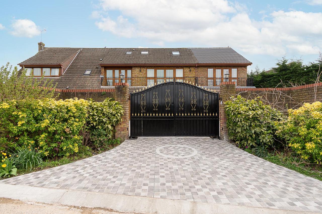 Boutique Green Acre Views Slough Eksteriør bilde