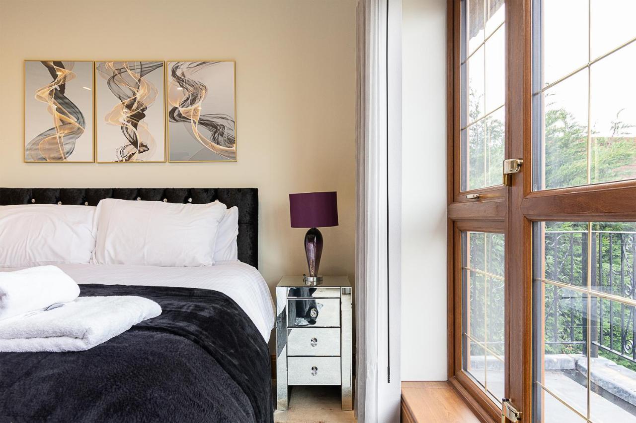 Boutique Green Acre Views Slough Eksteriør bilde
