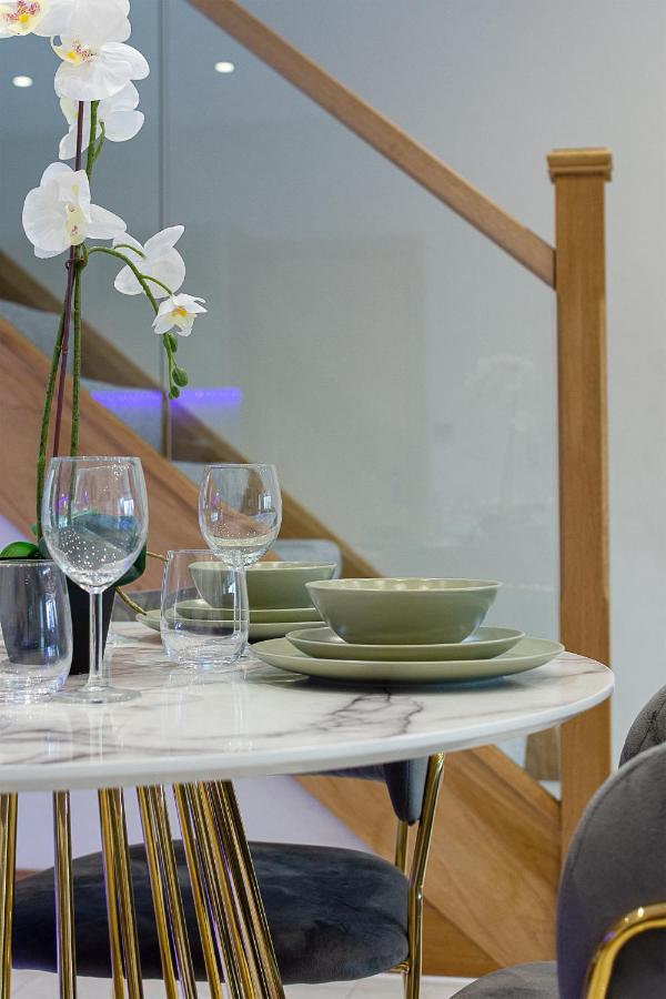 Boutique Green Acre Views Slough Eksteriør bilde